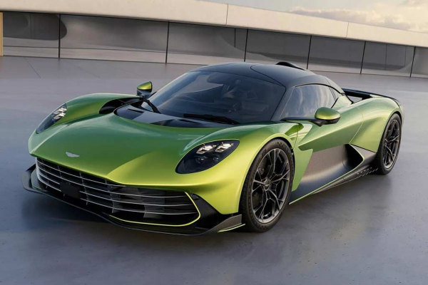 Aston Martin Valhalla: серийная версия суперкара со множеством изменений