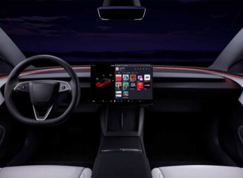 Обновленный седан Tesla Model 3 получил агрессивную внешность и стал дальнобойнее