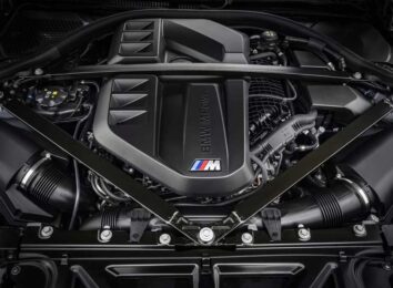 BMW M2 CS: экстремальная версия модели с 530-сильным движком