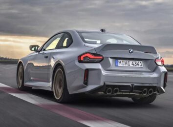 BMW M2 CS: экстремальная версия модели с 530-сильным движком