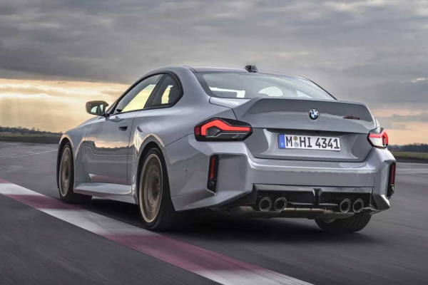 BMW M2 CS: экстремальная версия модели с 530-сильным движком