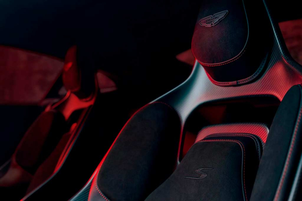 Aston Martin Vantage S: драйверская версия обновленного суперкара