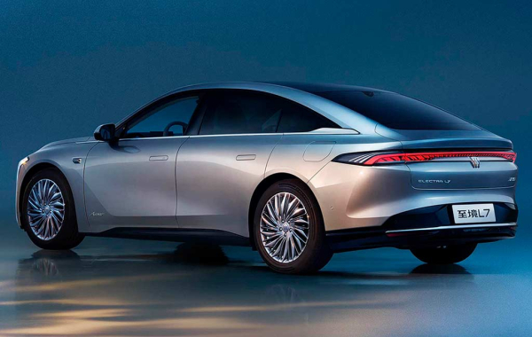 Buick Electra L7: большой гибридный седан для рынка Поднебесной