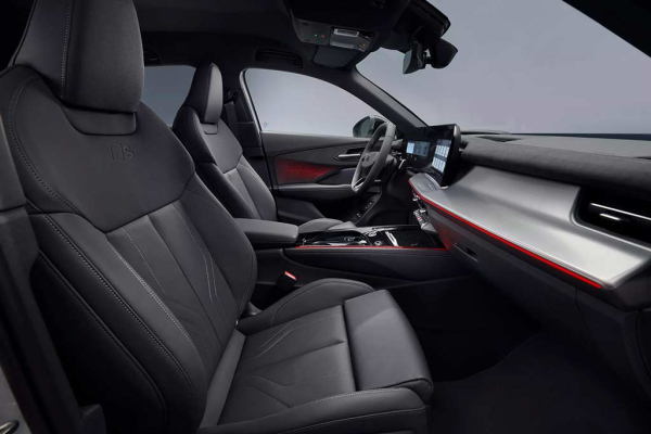 Для нового Audi Q3 III стала доступна купеобразная версия Sportback