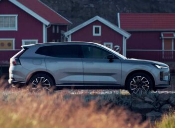 Шведы рассекретили дальнобойный гибридный кроссовер Volvo XC70 2026