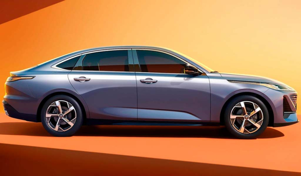 Обновленный седан Changan Eado / Lamore представлен в Поднебесной