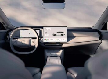 Шведы рассекретили дальнобойный гибридный кроссовер Volvo XC70 2026