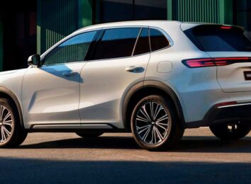 Гибридный Geely EX5 EM-i добрался до России: озвучены цены Гибридный Geely EX5 EM-i добрался до России: озвучены цены