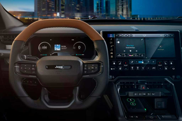 Компания Jeep официально представила электрический внедорожник Recon