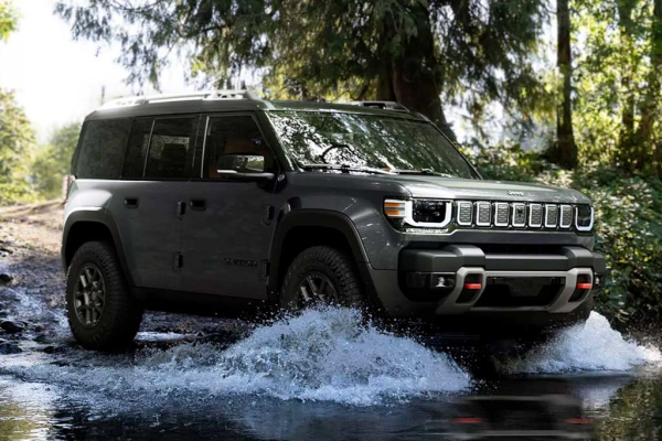 Компания Jeep официально представила электрический внедорожник Recon