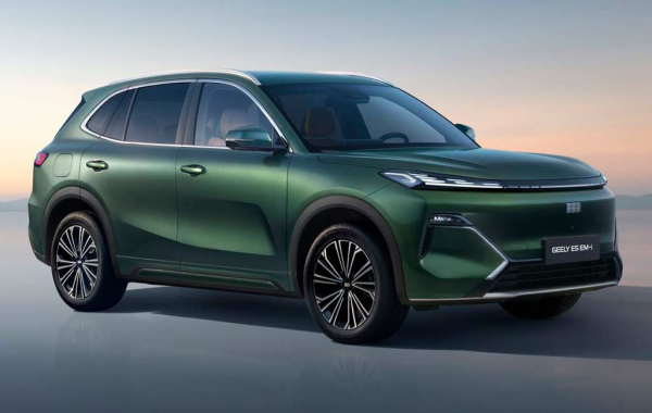 Гибридный Geely EX5 EM-i добрался до России: озвучены цены Гибридный Geely EX5 EM-i добрался до России: озвучены цены