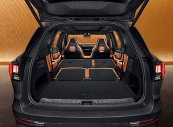 В России появился кроссовер Nordcross 001: это аналог модели Lynk & Co 09