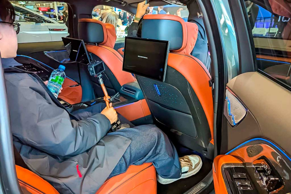 В 2026 году в России начнутся продажи роскошного седана Hongqi L1 В 2026 году в России начнутся продажи роскошного седана Hongqi L1