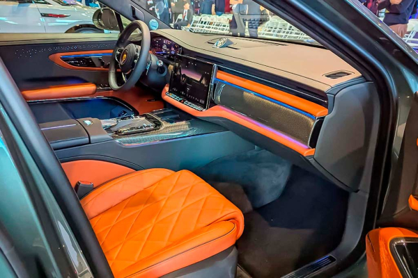 В 2026 году в России начнутся продажи роскошного седана Hongqi L1 В 2026 году в России начнутся продажи роскошного седана Hongqi L1