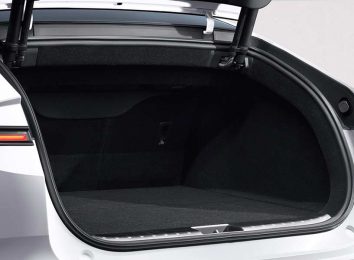 Стильный электрический фастбек Avatr 12 официально добрался до России Стильный электрический фастбек Avatr 12 официально добрался до России